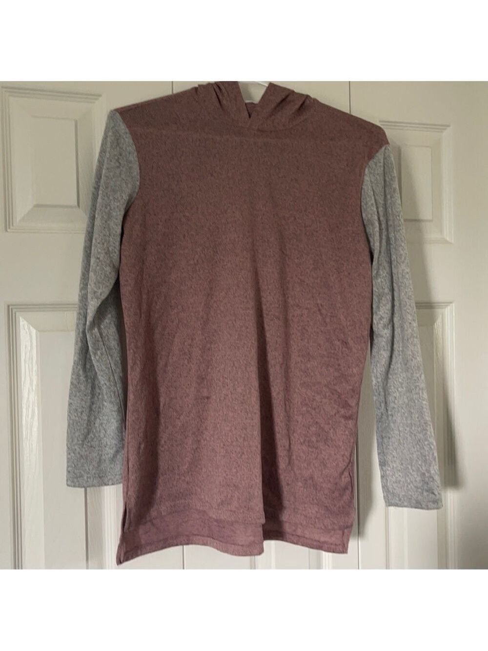 Pinkish/Gray Bobbie Brooks hoodie size S🥰
